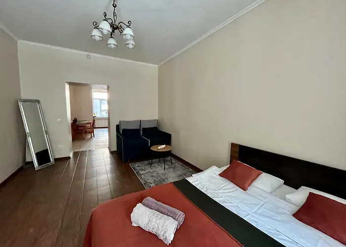 Old With Parking Apartament *