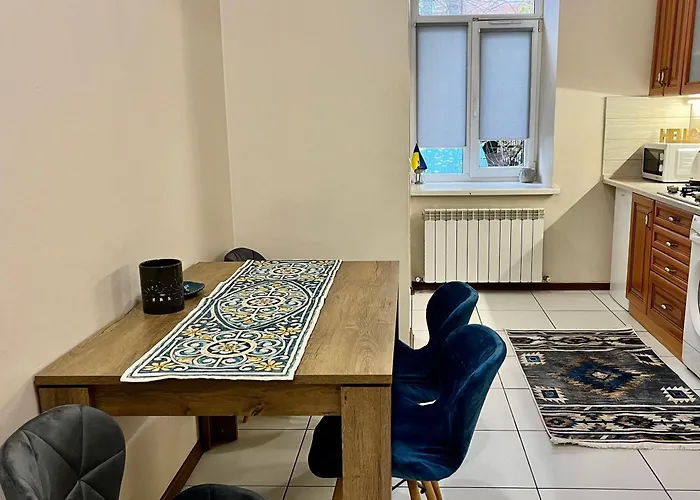 Old With Parking * Lwów