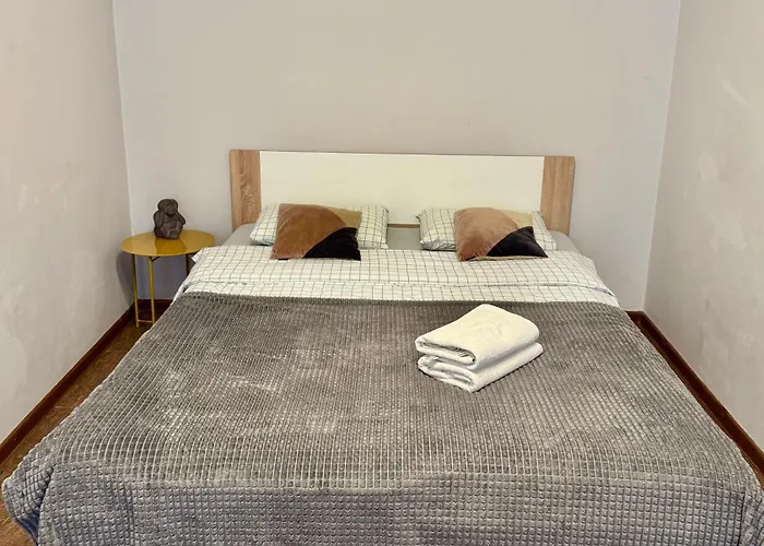 Apartament Old With Parking