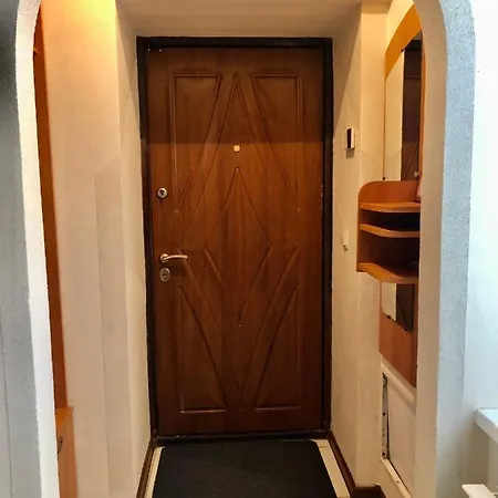 Apartment Old With Parking Lviv