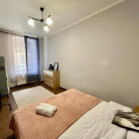 Apartman Old With Parking